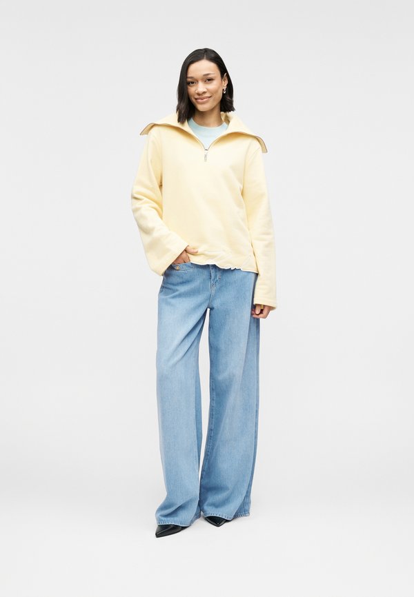 KARL LAGERFELD WIDE LEG PANTS
