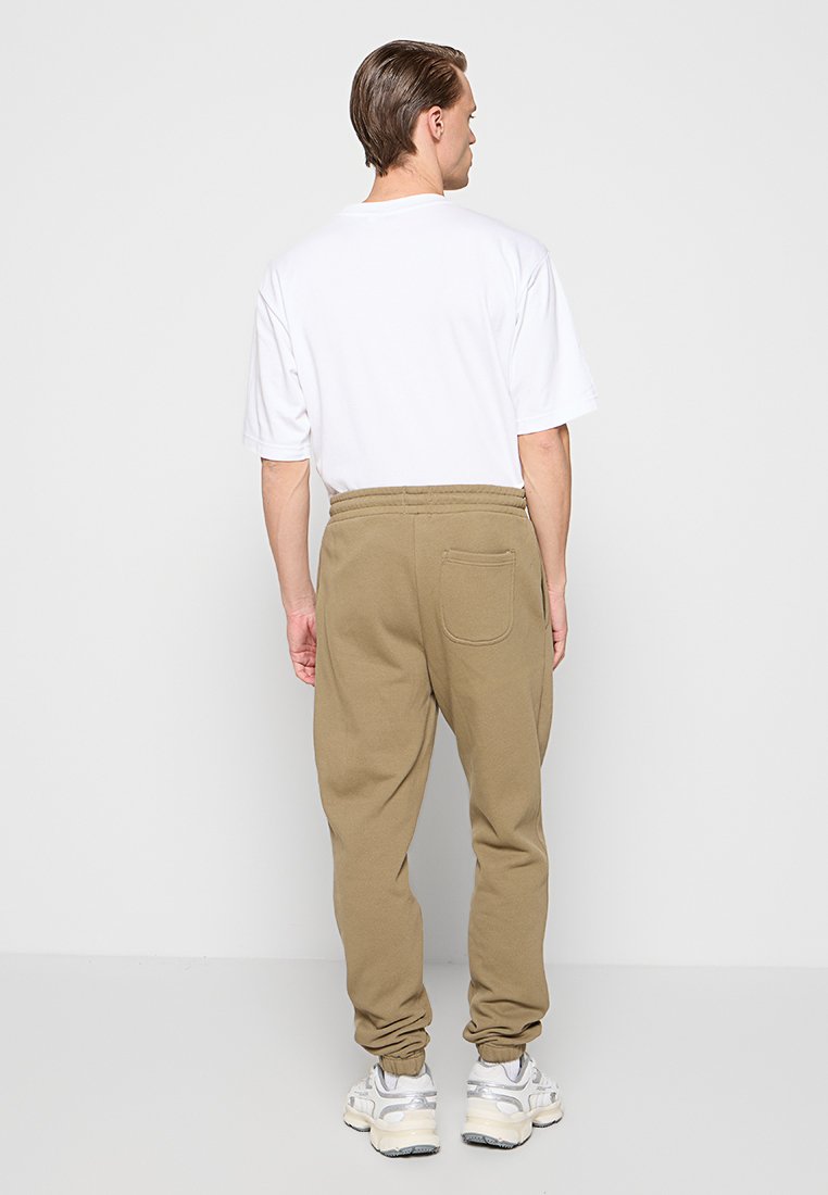 Lyle & Scott