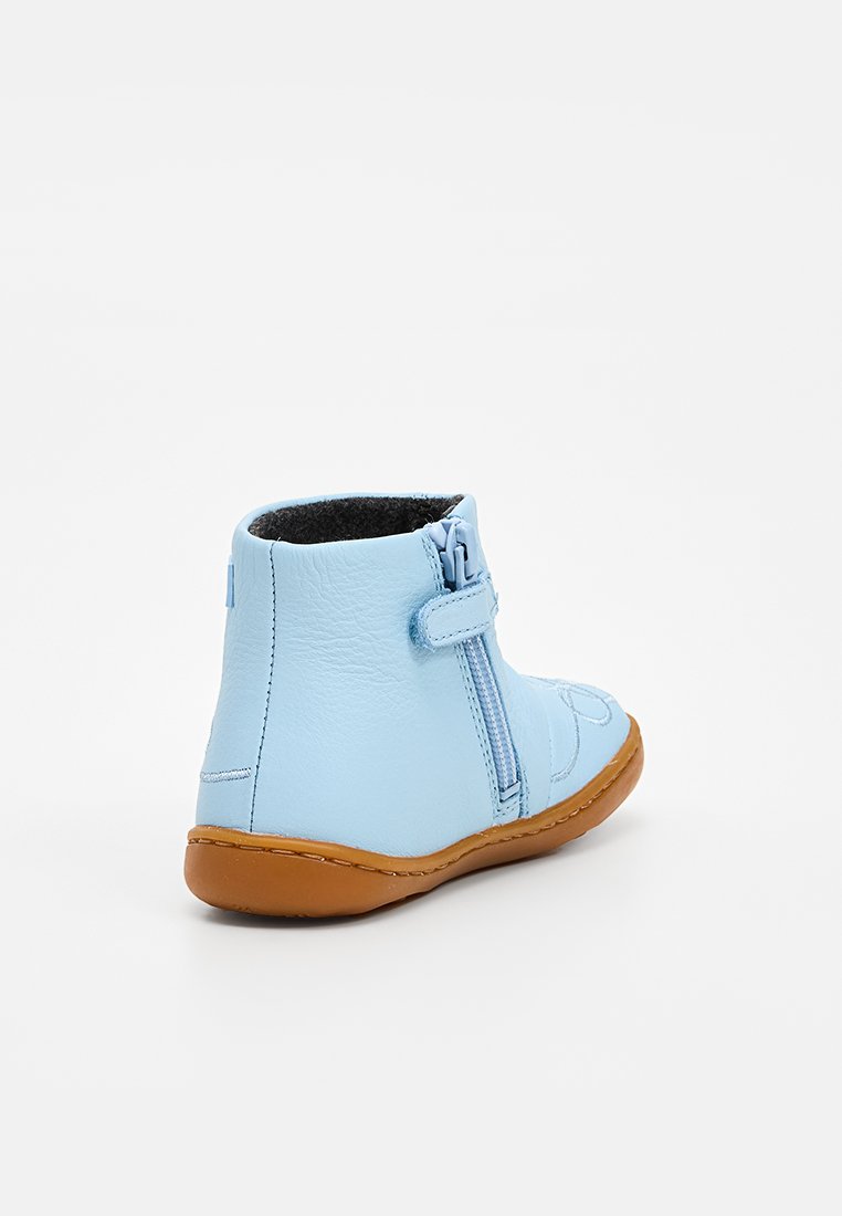 Camper TWS FW