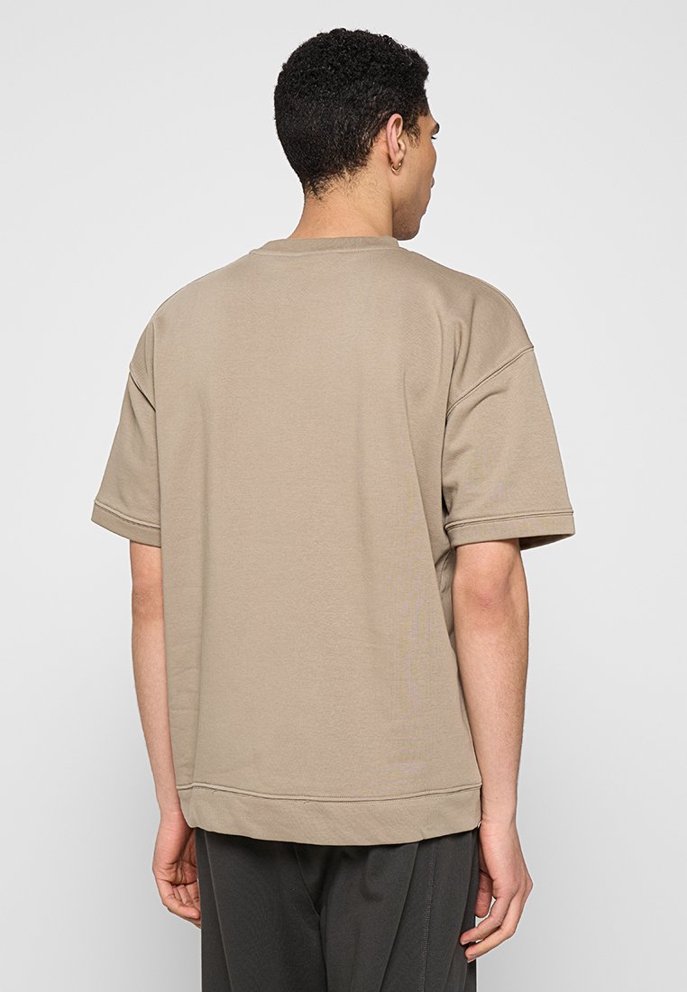 Lindbergh Sweatshirt Media 2