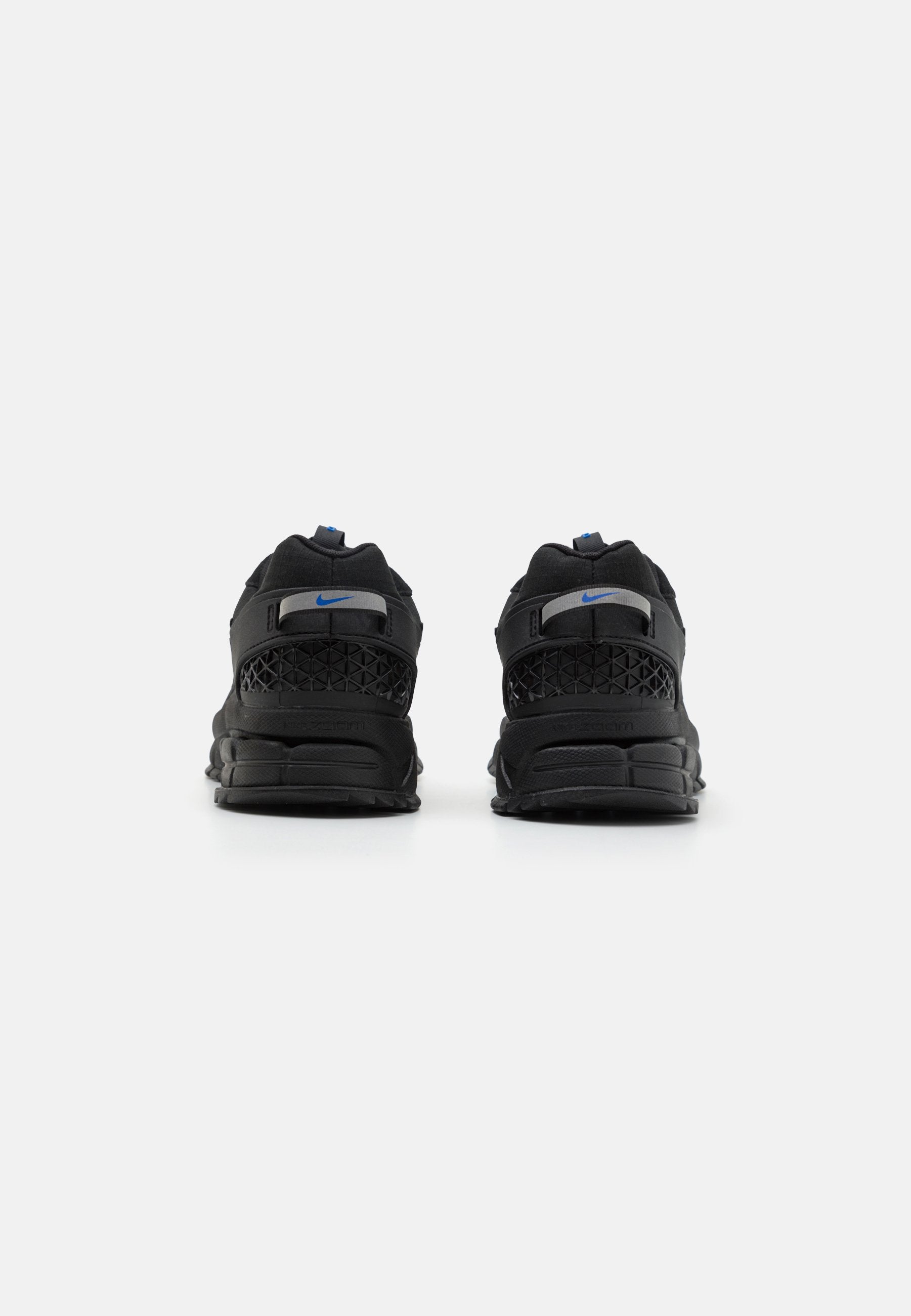 Nike Sportswear ZOOM VOMERO ROAM UNISEX