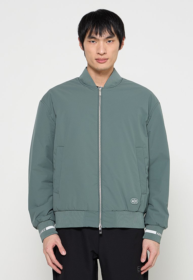 Armani Exchange Bomberjacke Media 1