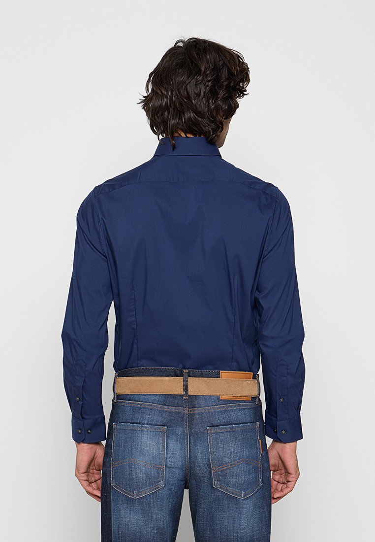 Michael Kors SLIM FIT