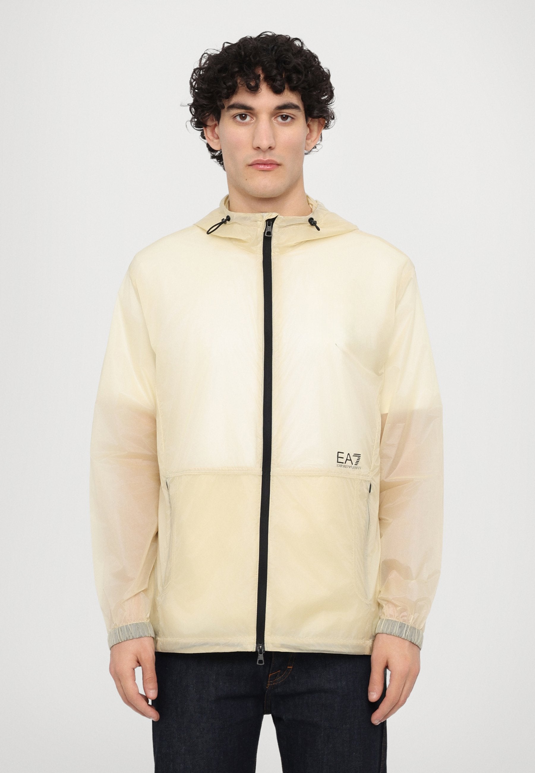 JACKET Media 5