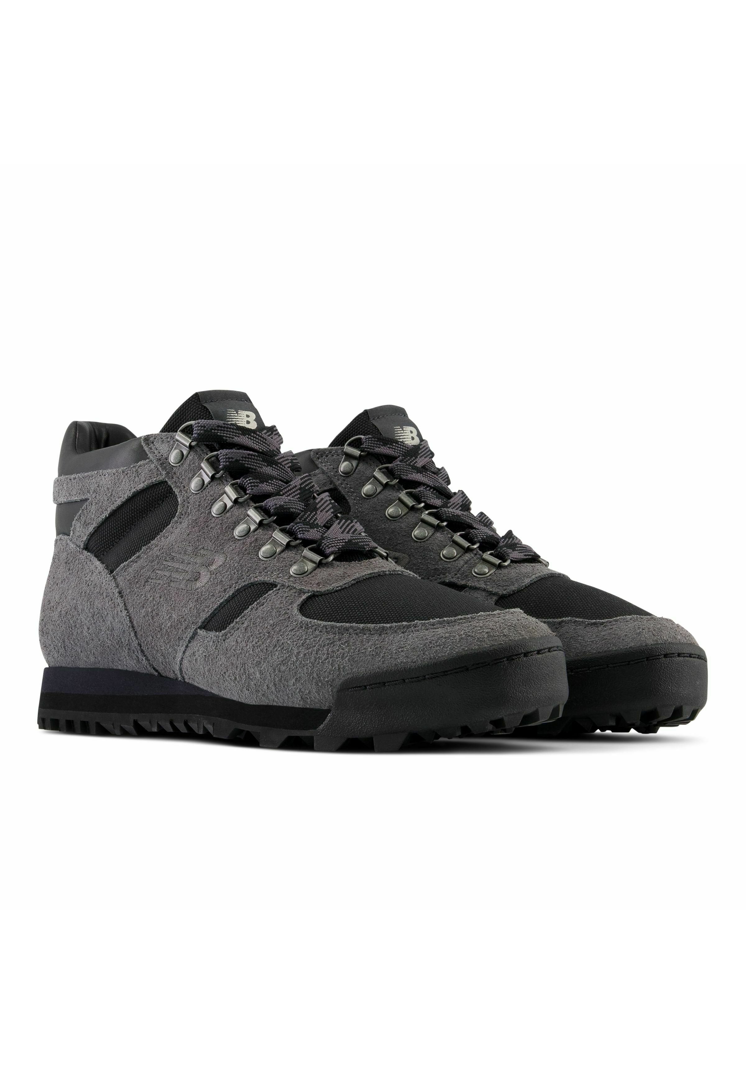 New Balance RAINIER