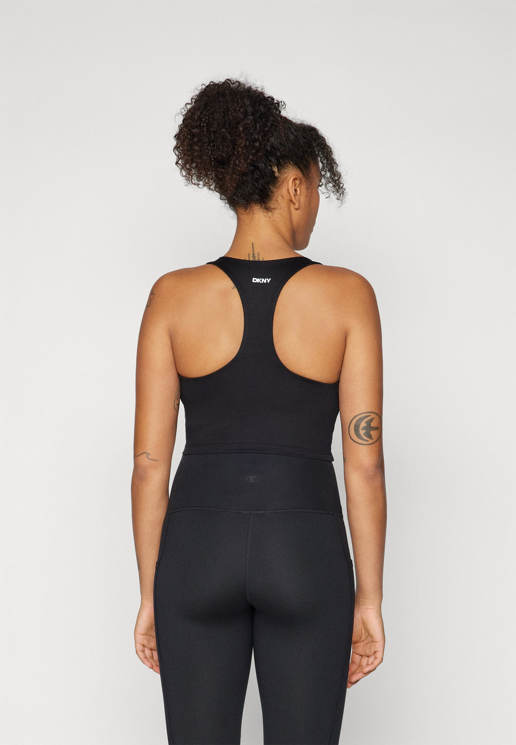 DKNY BALANCE COMPRESSION SCOOP NECK LONGLINE BRA