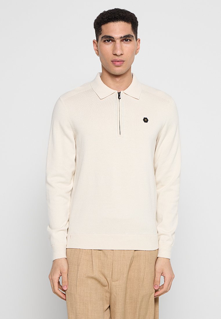NO EXCESS Strickpullover Media 1