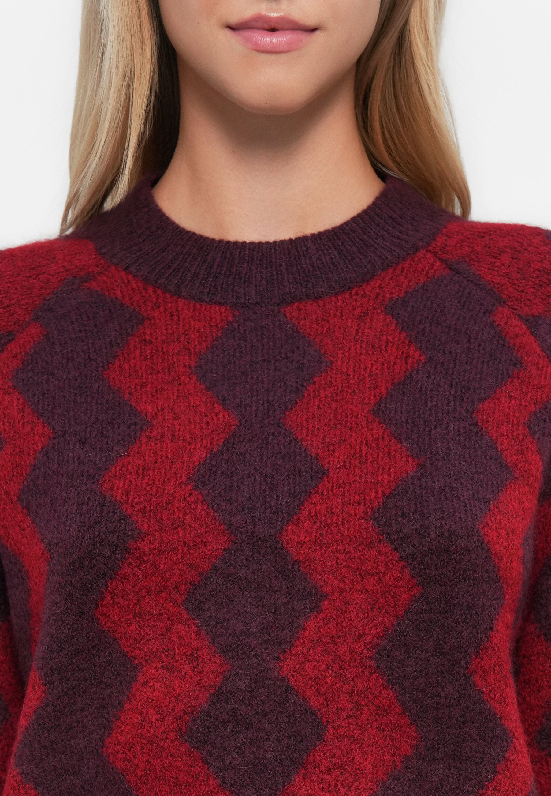 Object Knitted Patterned