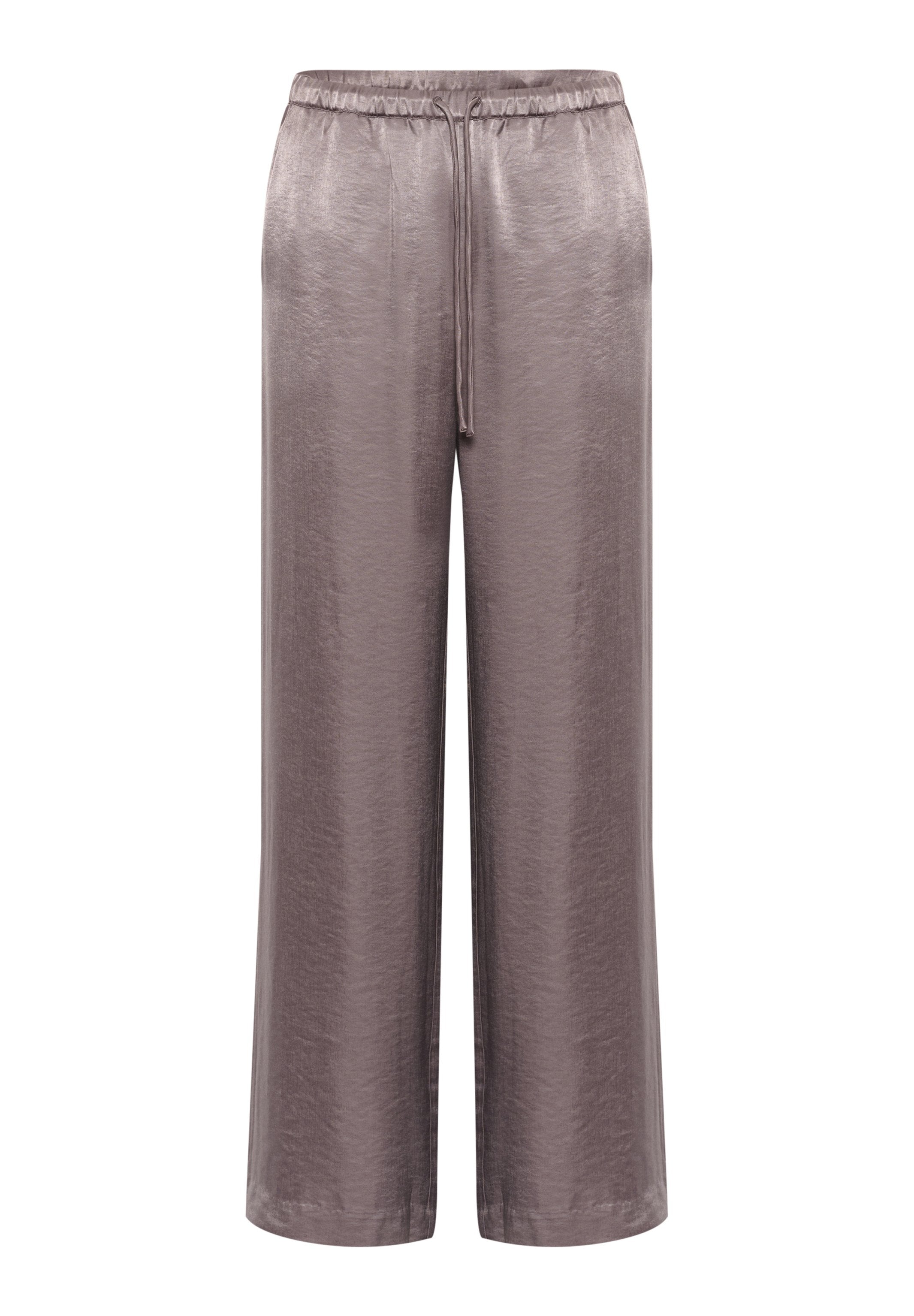 Lange, weit geschnittene Hosen aus einem weichen, glänzenden Mauve-Stoff mit einem elastischen Taillenbund und Kordelzug. Glatte Textur mit einem schwingenden Schnitt.