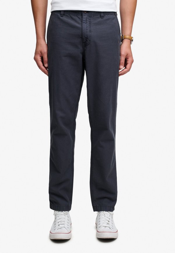 Superdry & Co SUPERDRY TAPERED WASHED CHINO TROUSERS.. - Trousers - blackboard