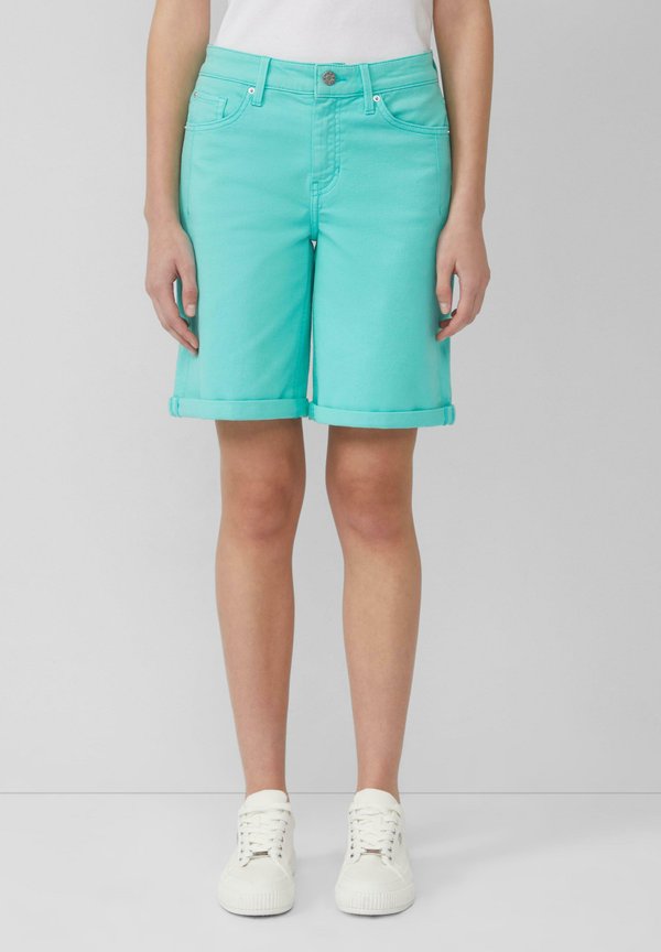 s.Oliver KAROLIN REGULAR FIT MID RISE - Denim shorts - türkis
