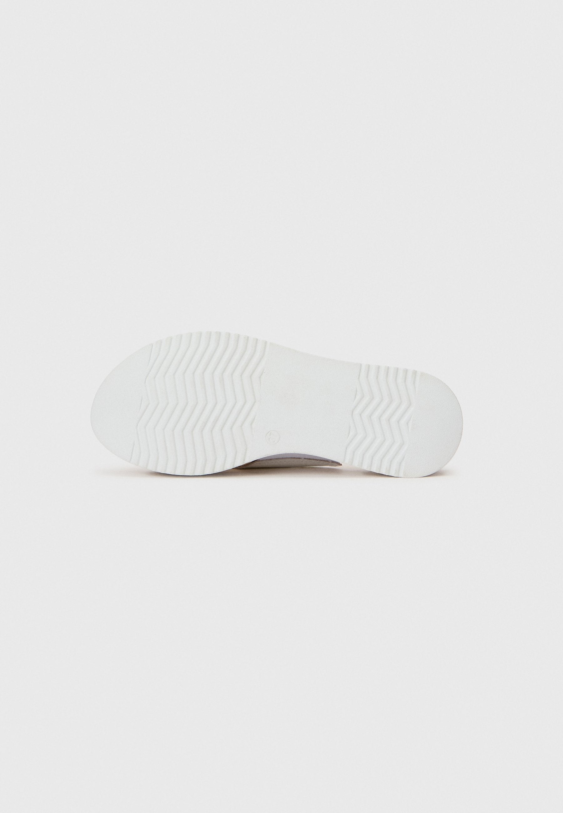 s.Oliver Pantolette flach Media 6