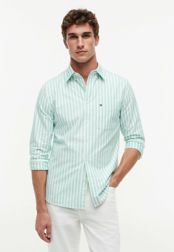 Tommy Hilfiger HERITAGE OXFORD SEASONAL STP - SEASONAL PATTERN - Shirt - jade wink   stripe