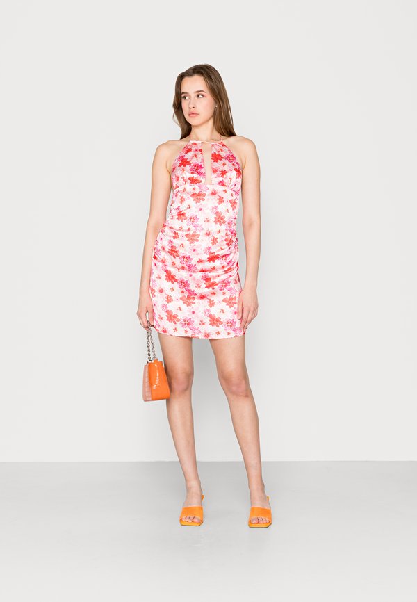 NA-KD GATHERED DETAIL DRESS