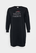 Schwarzes Baumwoll-Sweatkleid mit langen Ärmeln, ausgestattet mit einem Rundhalsausschnitt und dem Text "SANTAS LIEBLING" in Strasssteinen, ergänzt durch eine Grafik eines roten Huts.