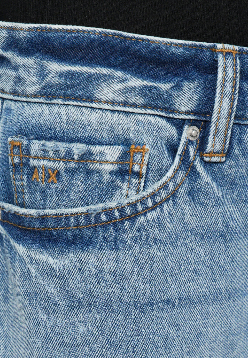 Armani Exchange Jeans Relaxed Fit Media 6