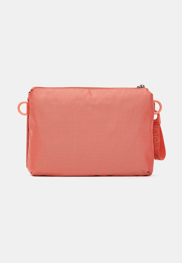 Mandarina Duck