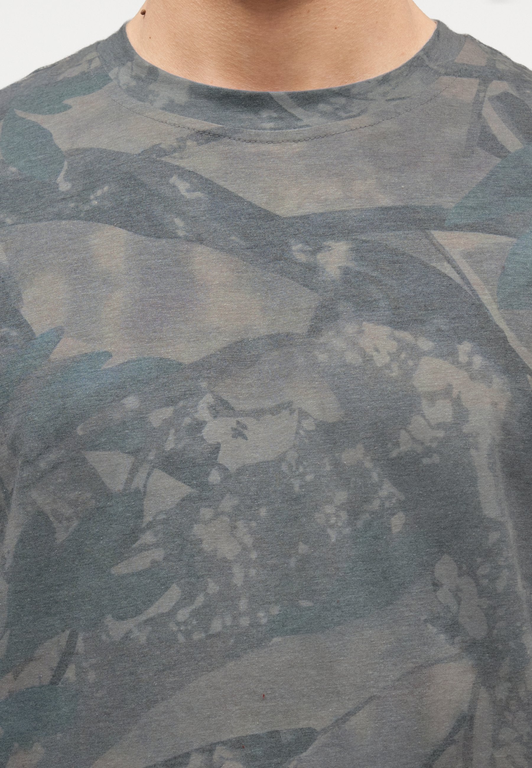 YOURTURN BOXY FIT CAMO