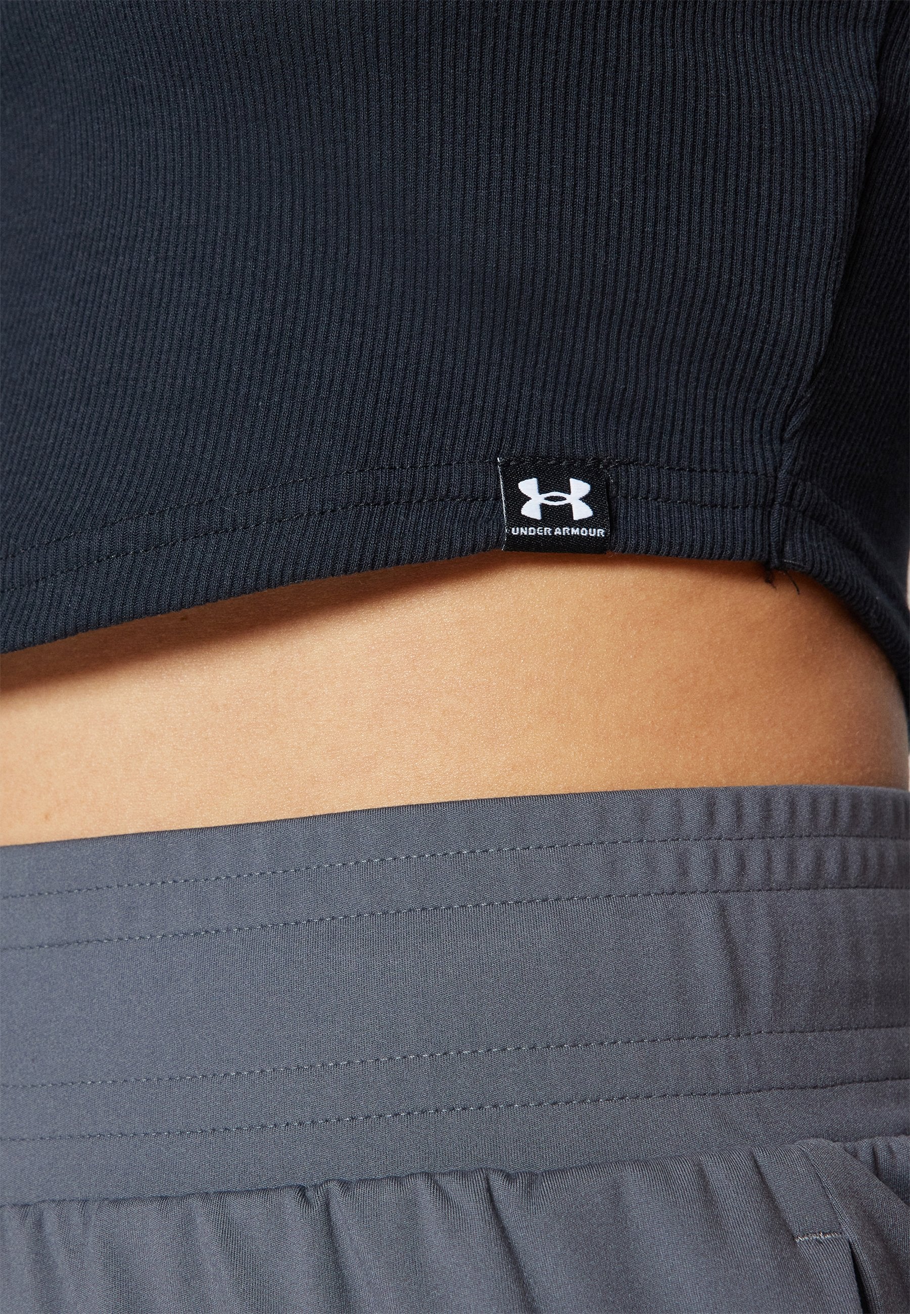 Under Armour RIVAL
