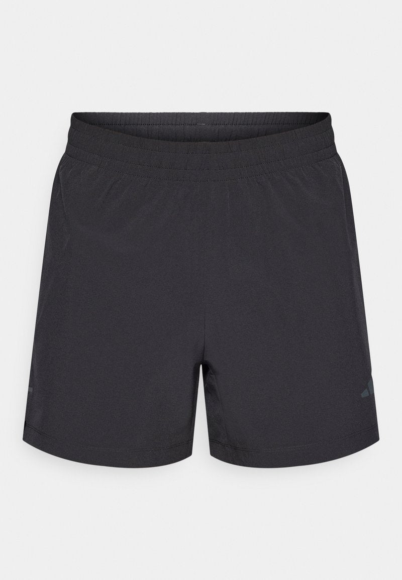 Schwarze Sportshorts mit elastischem Bund aus leichtem Material, mit Seitentaschen und einem dezenten Logodetail.