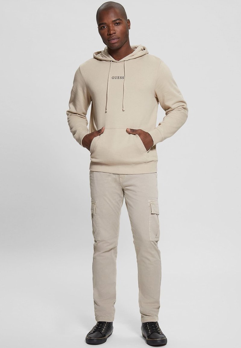 ROY HOODIE Media 1