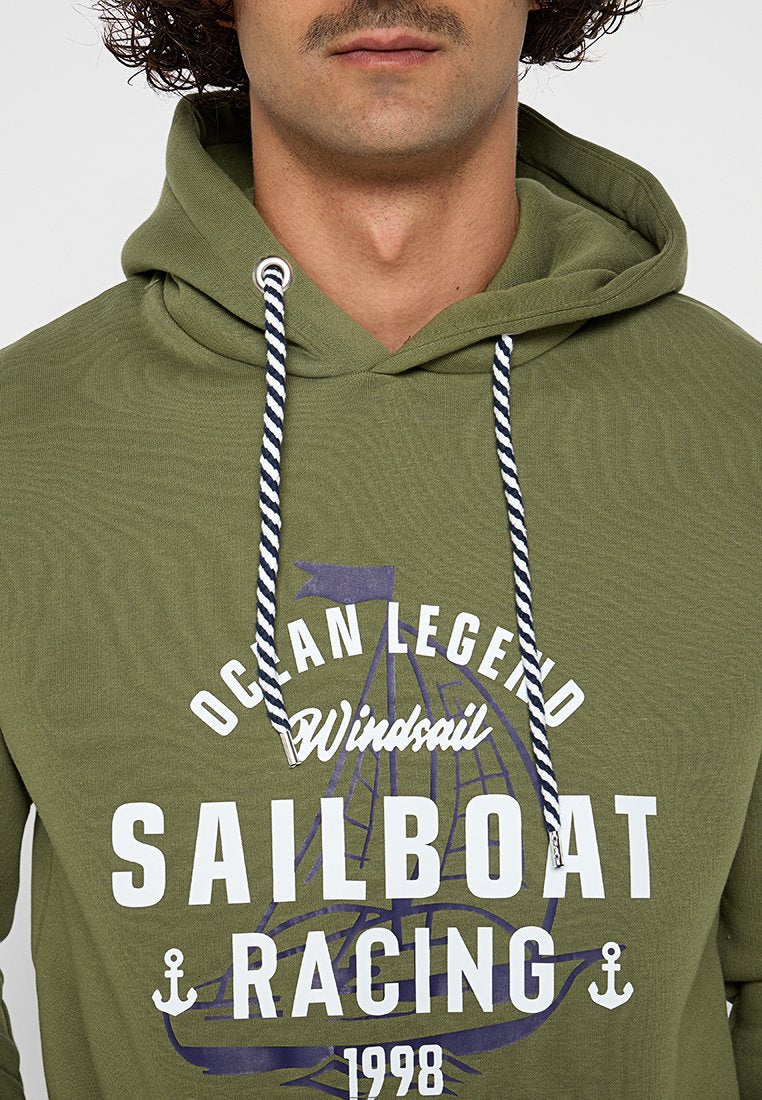 Zwillingsherz SAILBOAT RACING