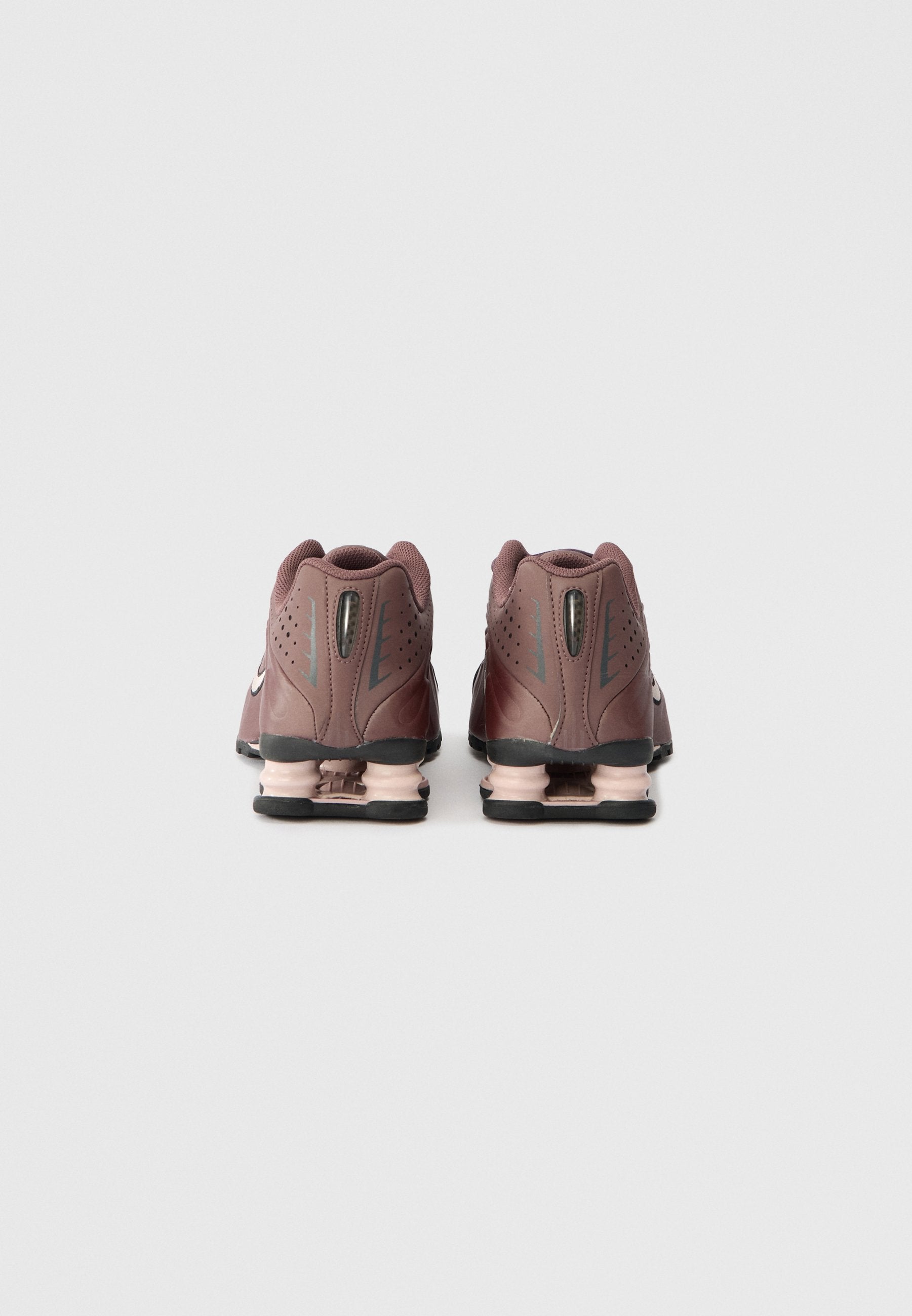 Nike Sportswear SHOX R4 UNISEX