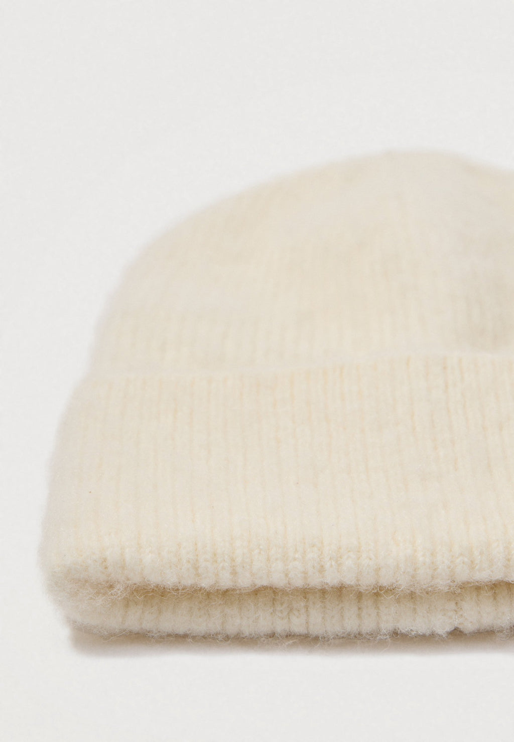 Abercrombie & Fitch FUZZY BEANIE