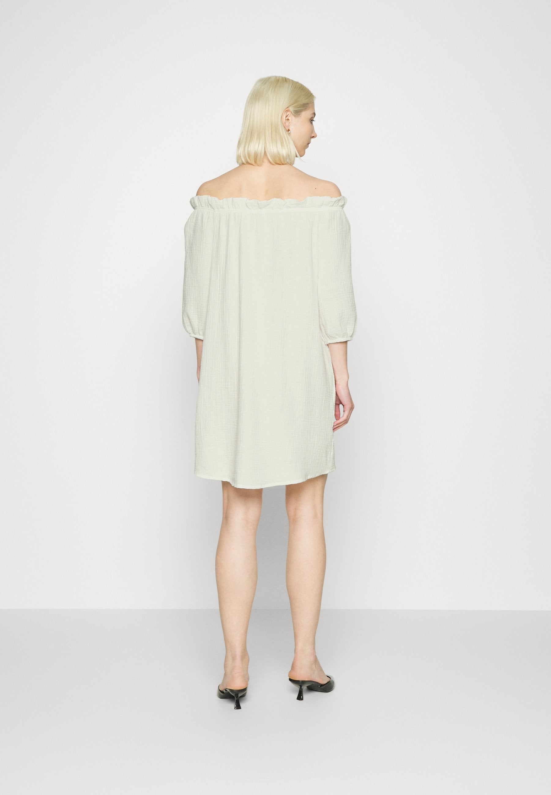 ONLY ONLTILLA THYRA OFF SHOULDER DRESS