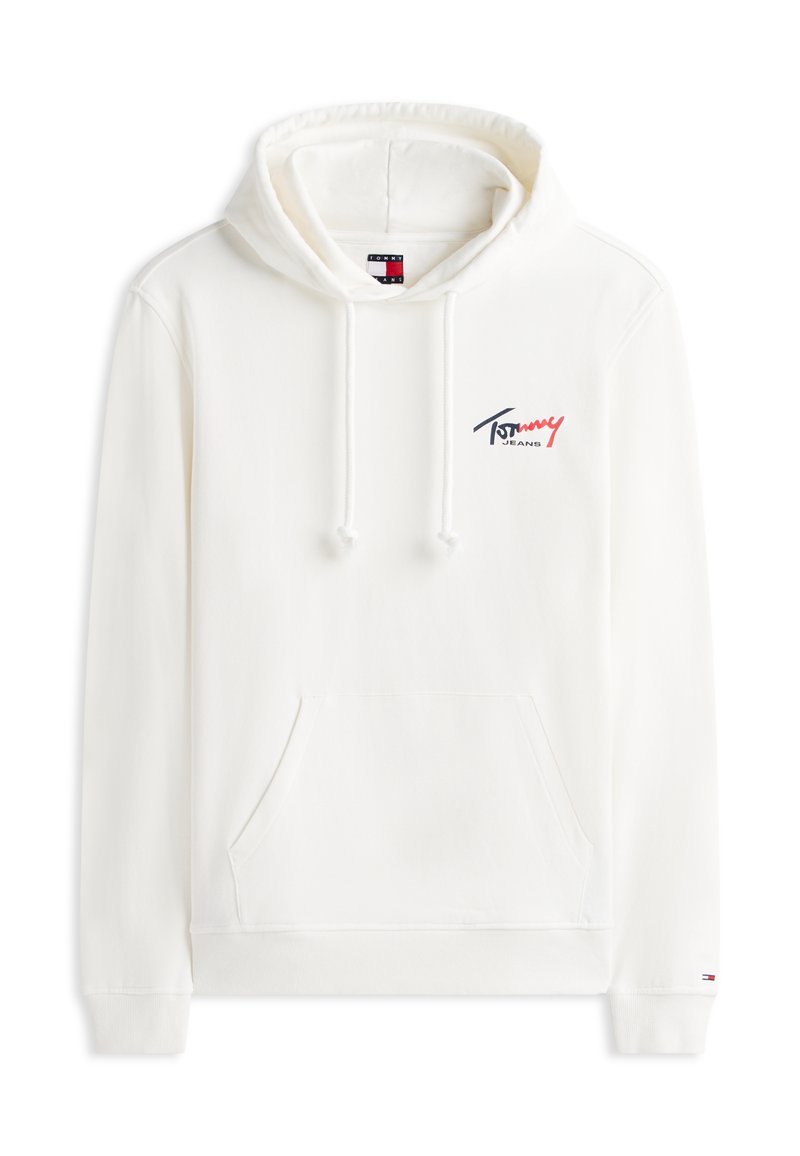 Weißer Kapuzenpullover mit Fronttasche, Kordelzug an der Kapuze und kleinem "Tommy Jeans"-Logo in Rot und Blau auf Brust und Handgelenk.