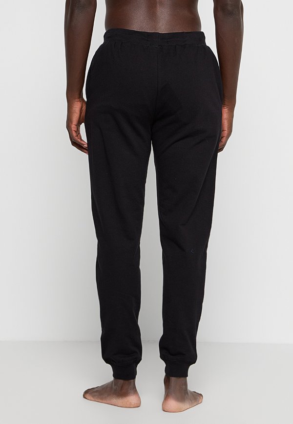 DKNY