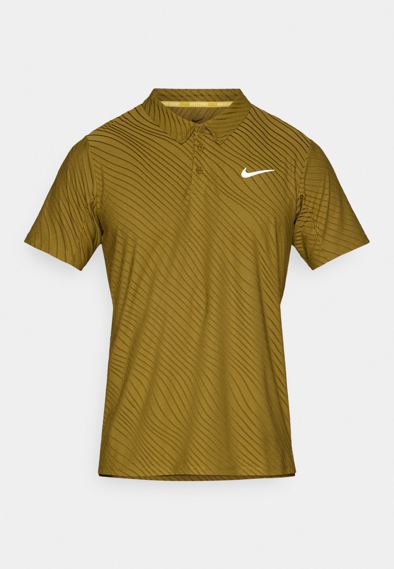 Olivgrünes Poloshirt mit einer strukturierten Wellenmuster. Es verfügt über einen Kragen, eine dreiknöpfige Knopfleiste und ein weißes Nike-Swoosh-Logo auf der Brust.