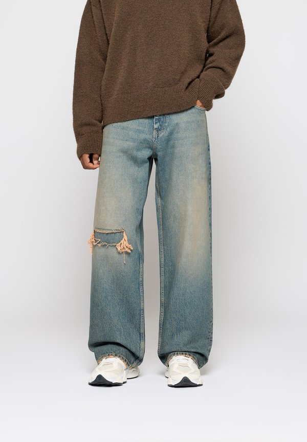 EIGHTYFIVE KNEE CUT