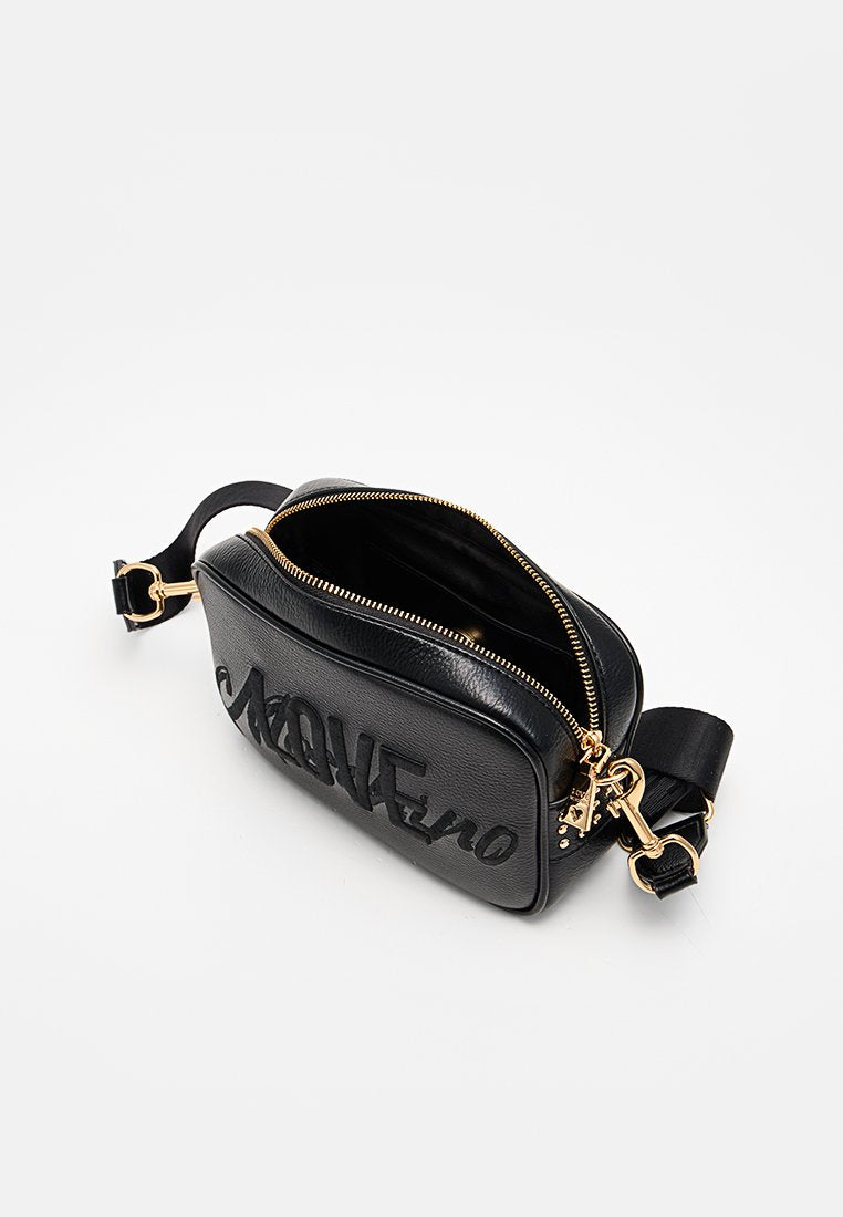 Love Moschino
