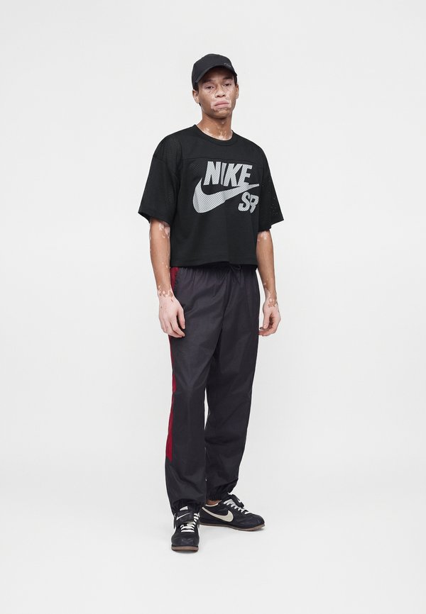 Nike SB UNISEX