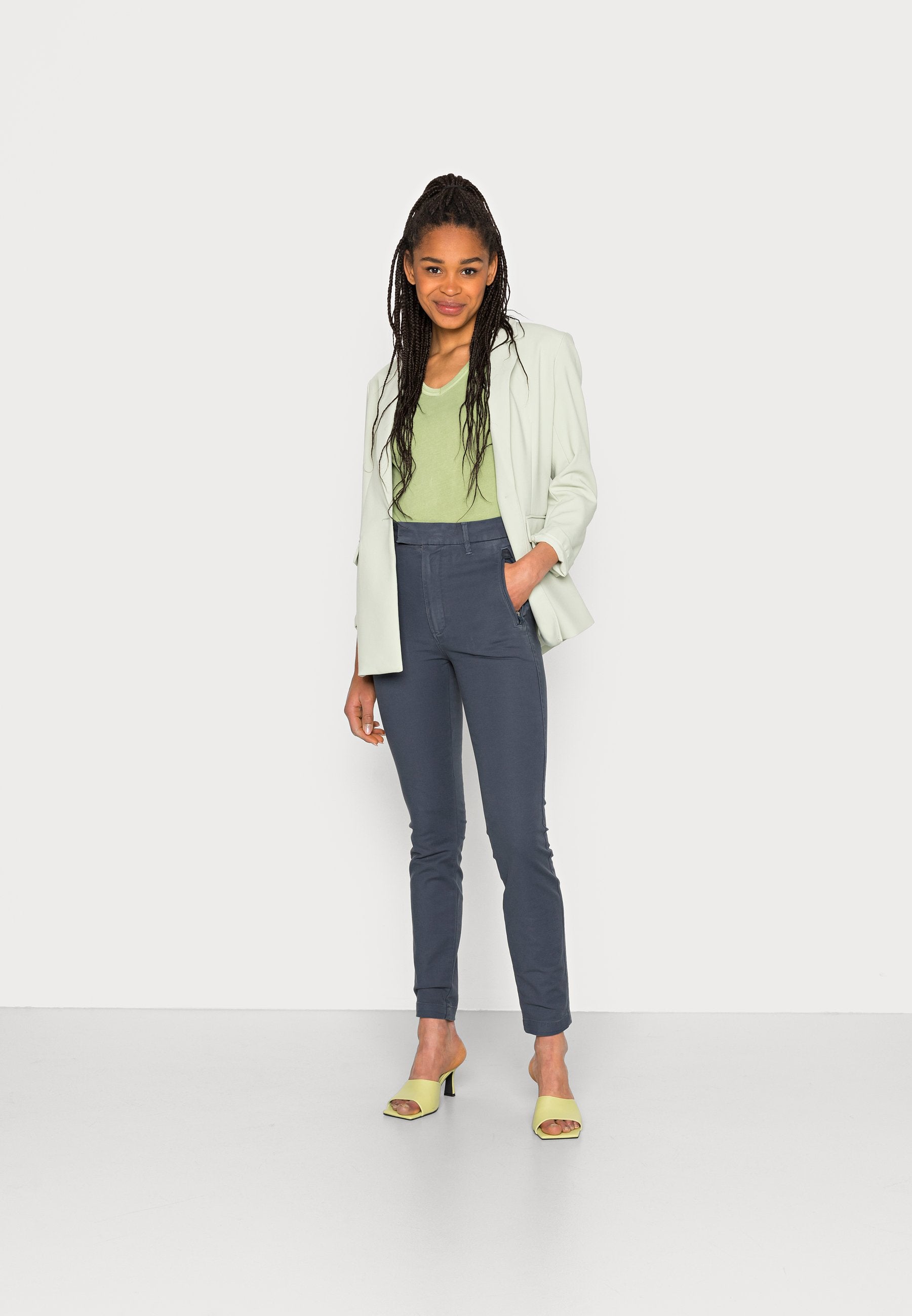 WELD HIGH SKINNY Media 2