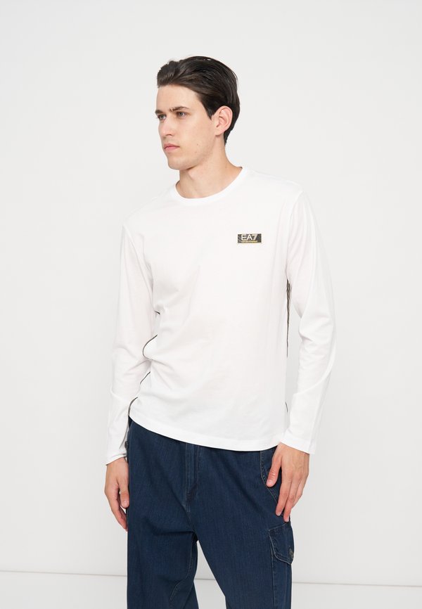 EA7 Emporio Armani