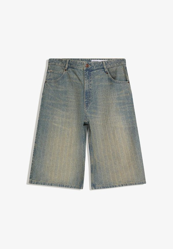 Bershka SUPER  BAGGY - BERMUDA  - Denim shorts - blue denim