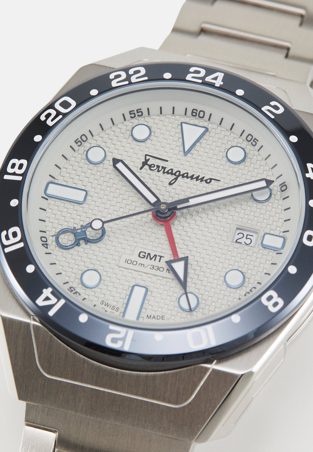 FERRAGAMO  Media 5