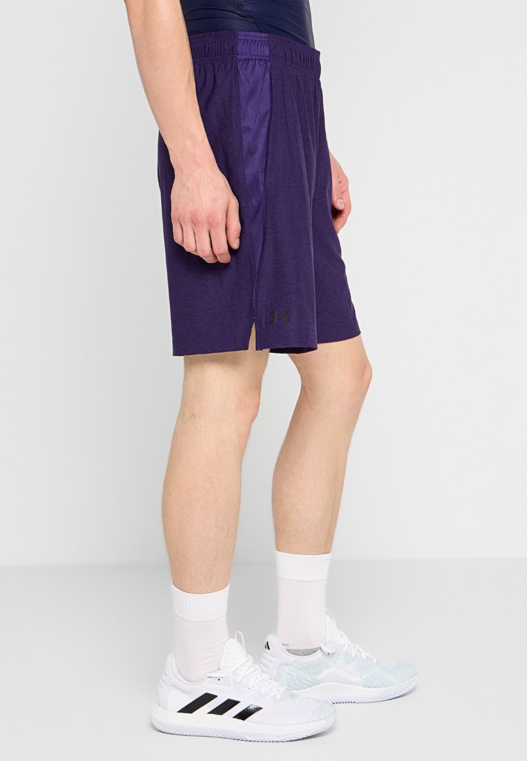 Under Armour LOOSE FIT