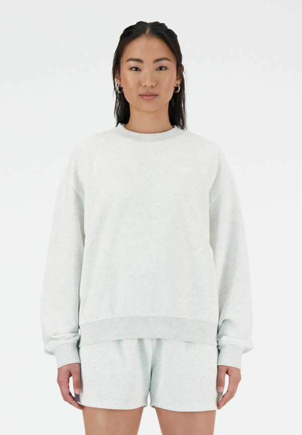 New Balance SPORT ESSENTIALS FRENCH TERRY CREW. - Sweatshirt - grey