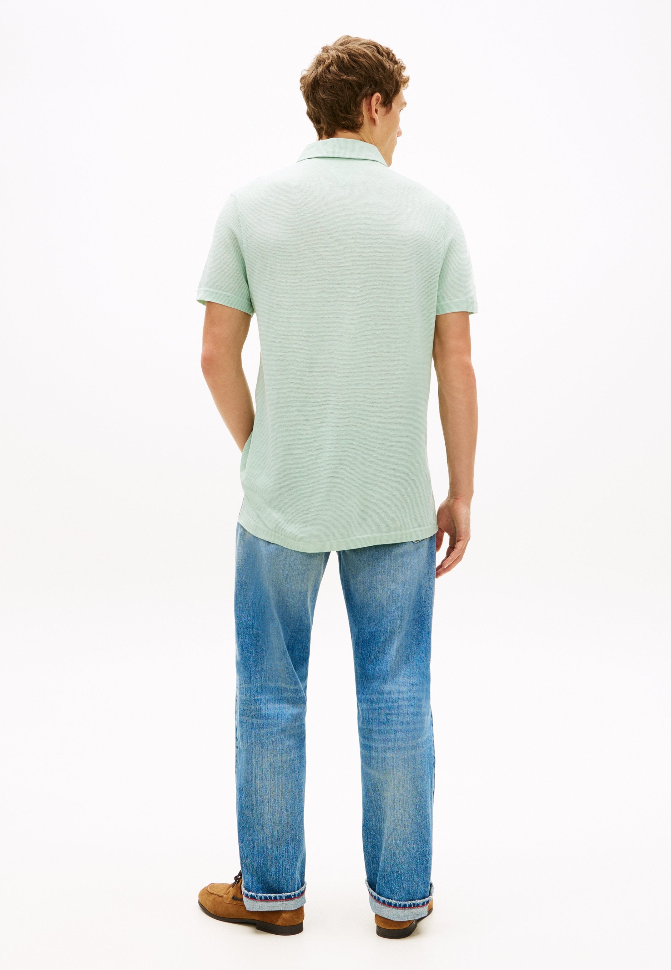 REGULAR FIT  Media 4