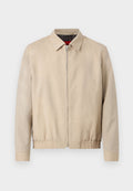 Beige Herren-Leichtjacke mit Frontreißverschluss, spitzem Kragen, langen Ärmeln, elastischem Saum und Seitentaschen.