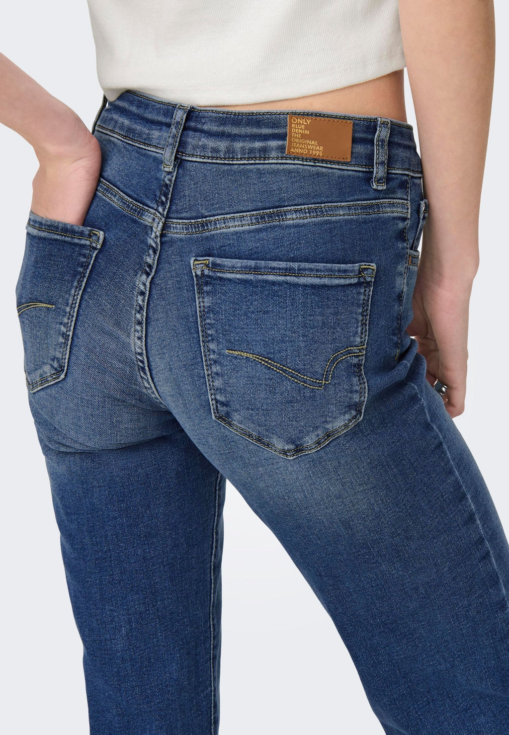 ONLY Slim fit ONLALICIA Mid waist Straight