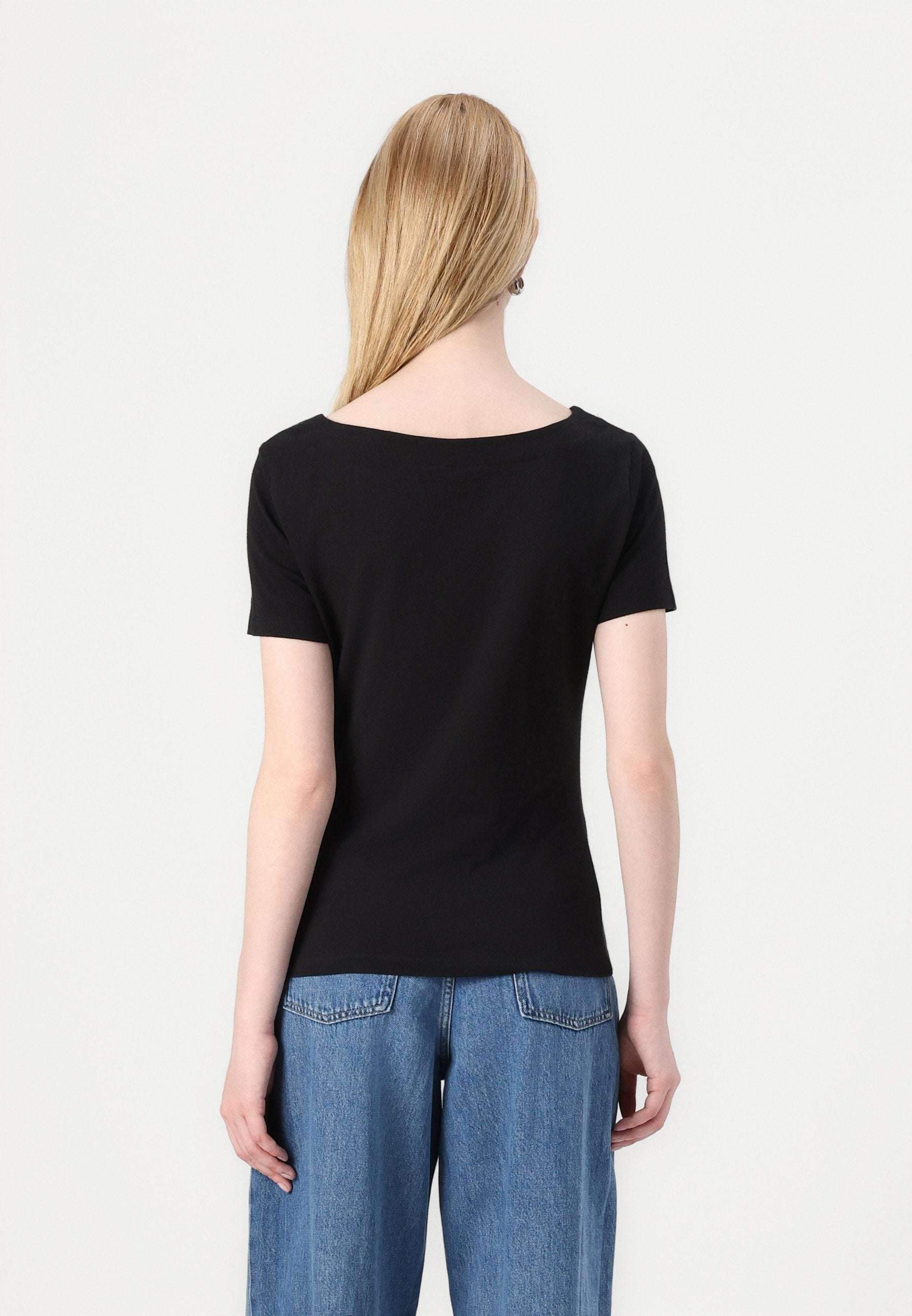 ONLY ONLLIVE LOVE LIFE BOATNECK