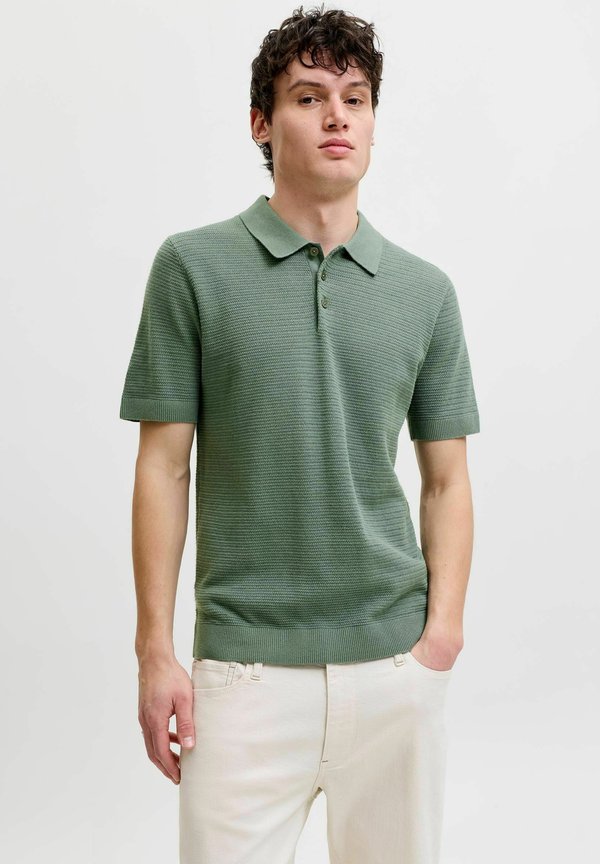 Jack & Jones JPRBLURILEY KNIT POLO SS SN - Polo shirt - laurel wreath