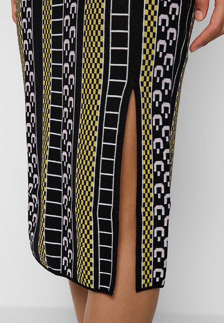 Diane von Furstenberg  POSTIANA