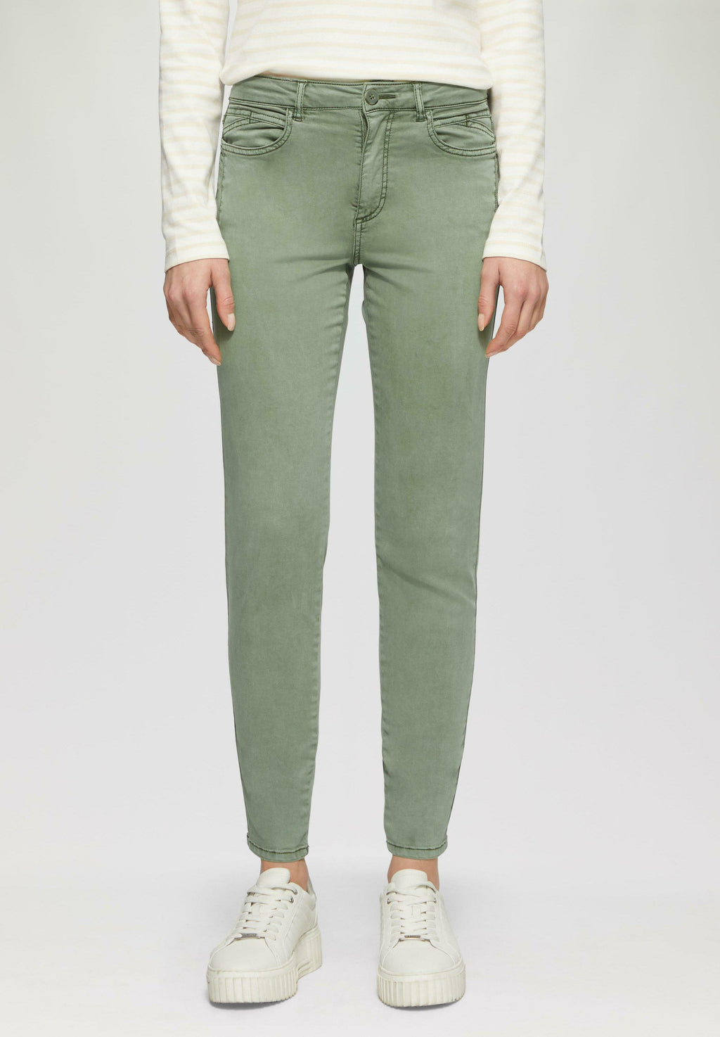 SLIM-FIT Media 3