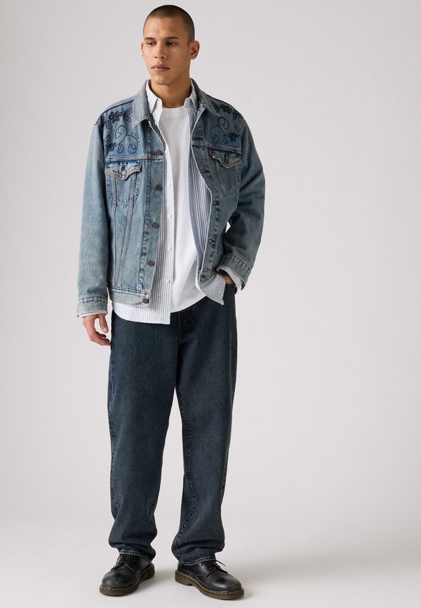 Levi's® 568® STAY LOOSE