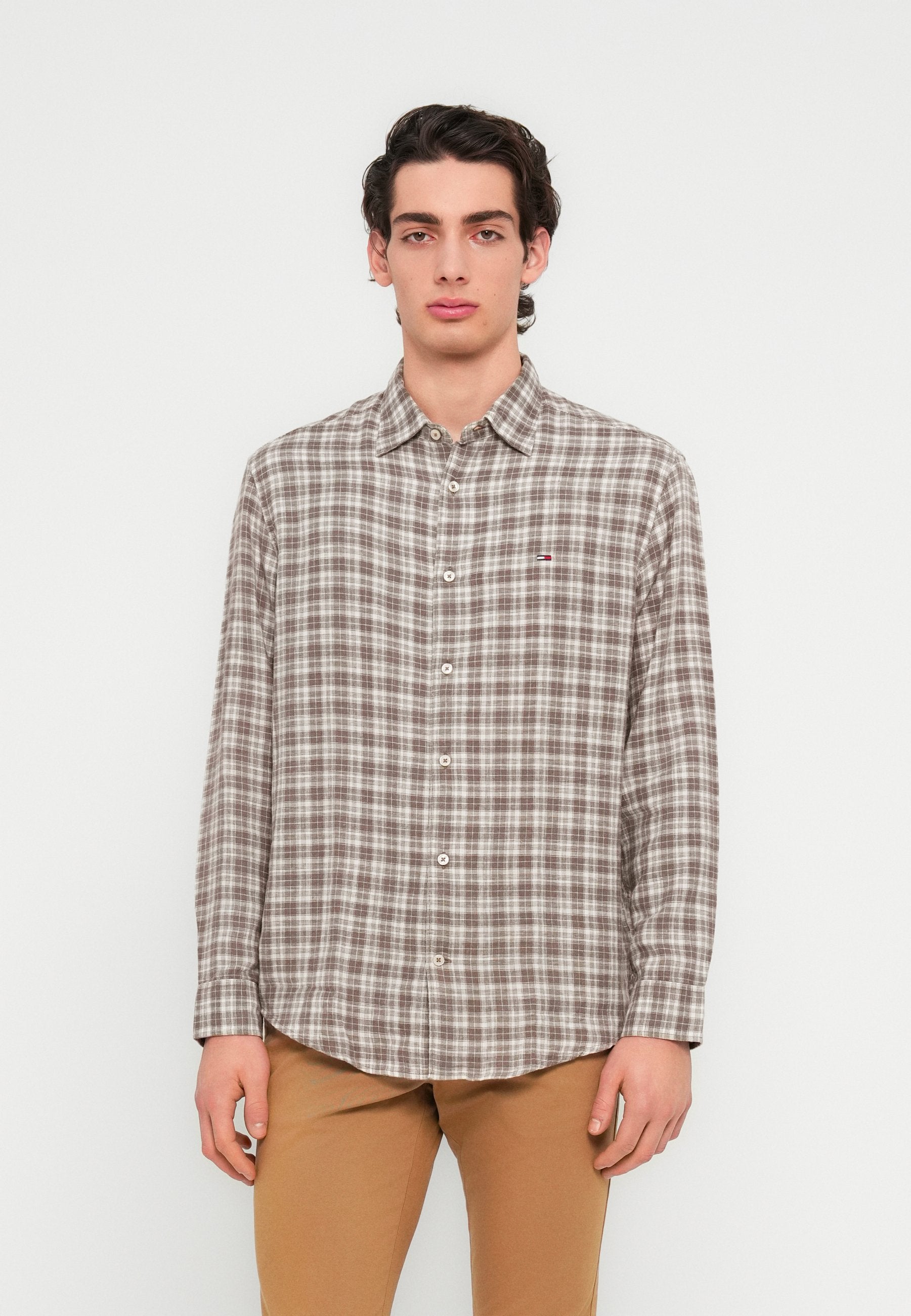 Tommy Jeans RELAXED FIT CHECK LINEN BLEND SHIRT